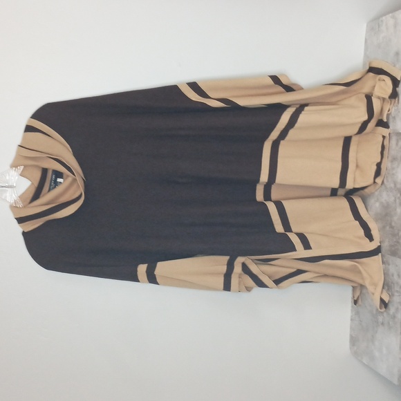 Jones New York Signature Women's One Size Shrug Poncho Brown Soft - Picture 4 of 10